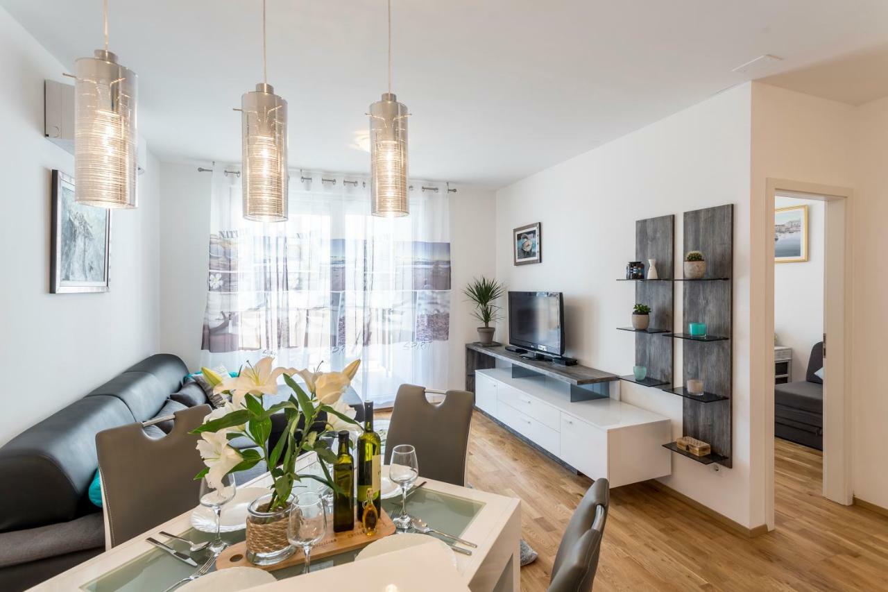 Apartment Luka Split Exteriör bild