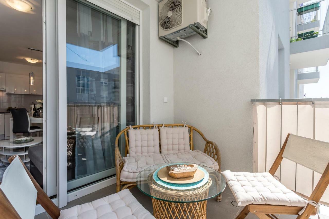 Apartment Luka Split Exteriör bild